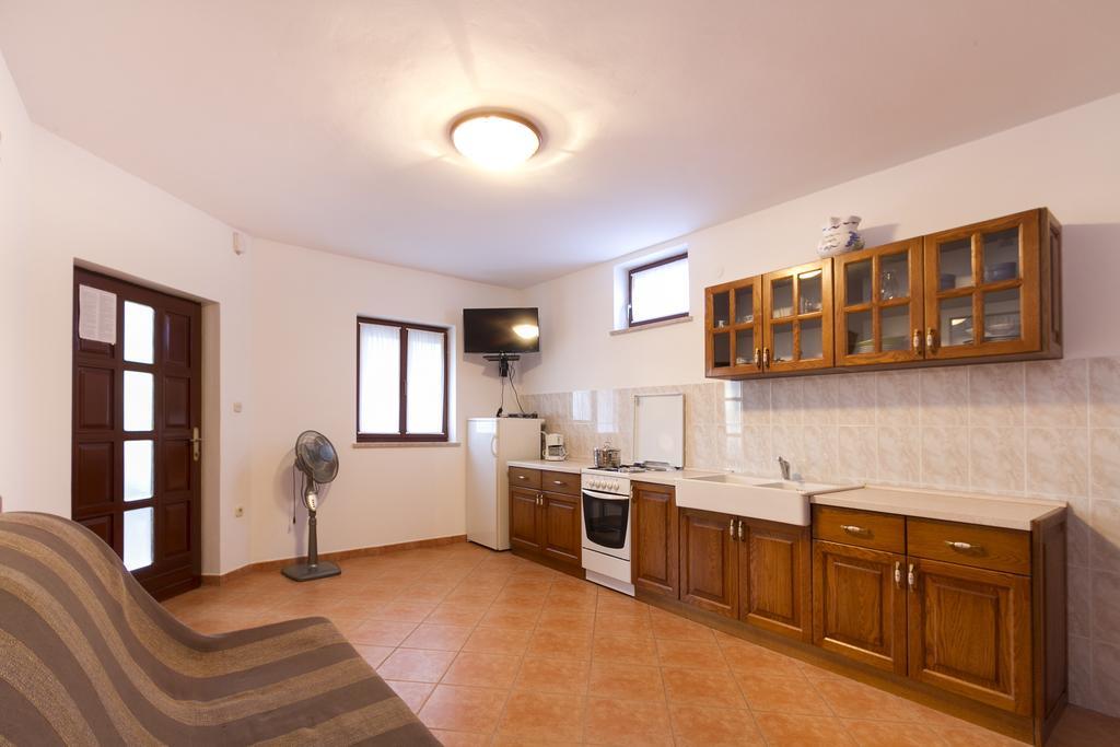 Apartments Rajkovic Labin  Habitación foto